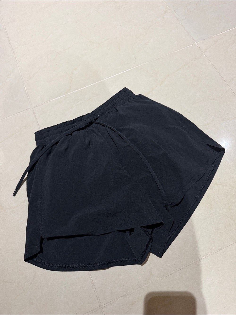 lululemon athletica Black Women's mid high rise running Athletic Shorts